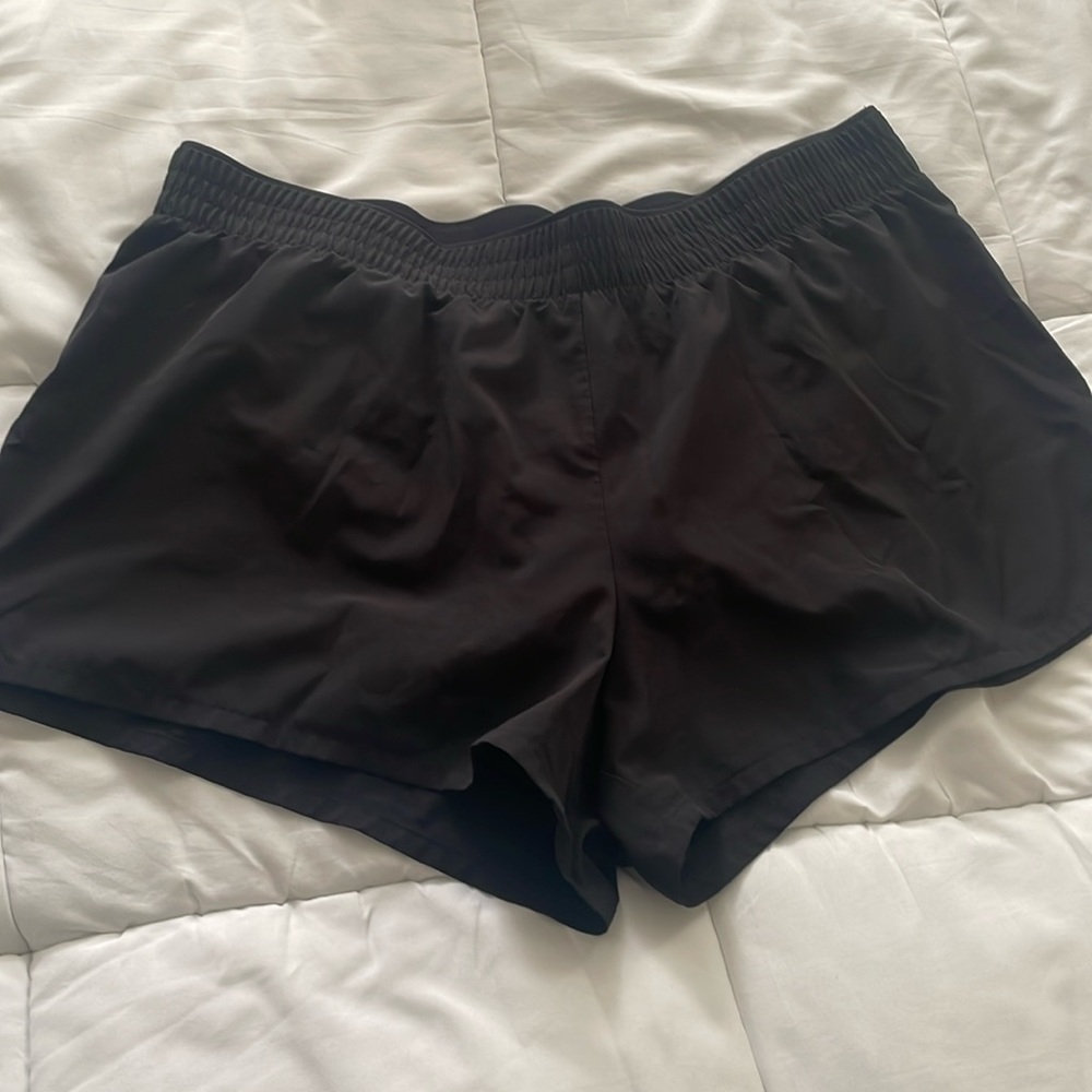 NWOT short